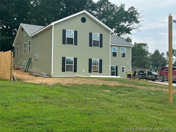 3rd image of 303 N Francke Road