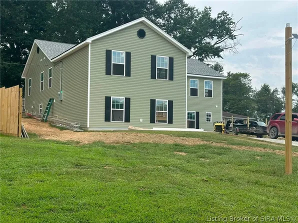 303 N Francke Road, Henryville, IN 47126