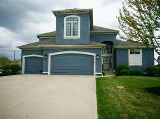 21918 W 56th St, Shawnee, KS 66226
