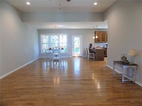 4th image of 1603 NE Andeon St