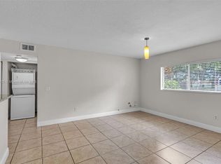 3680 N 56th Ave APT 809, Hollywood, FL 33021