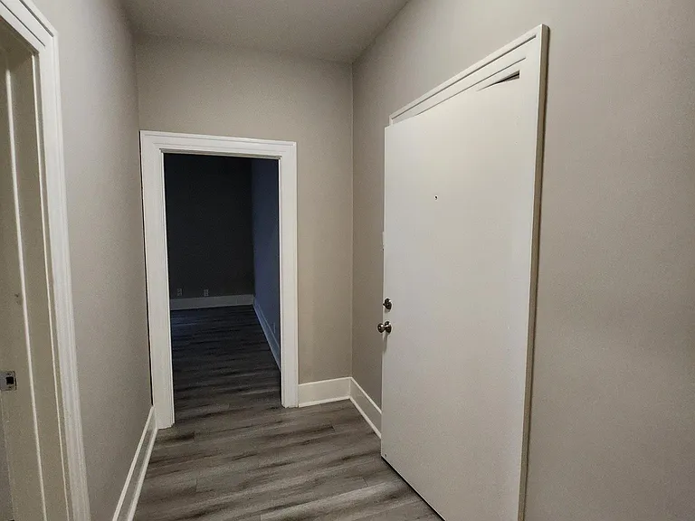 3811 E 4th St #3 — Photo 7