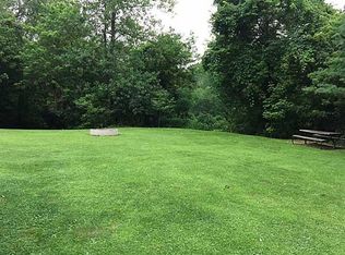 1267 Noblestown Rd, Oakdale, PA 15071