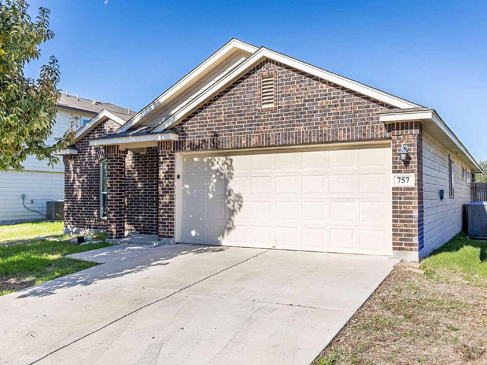1st image of 757 Wolfeton Way