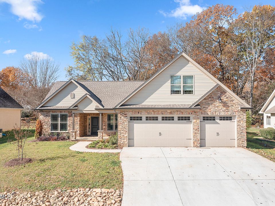 1st image of 307 Saligugi Ln