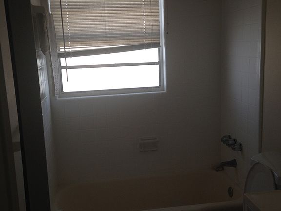3rd image of 2836 W Bay Haven Dr