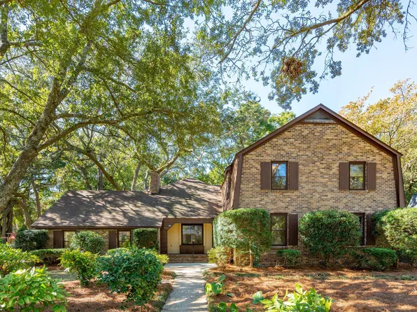 810 Creekside Dr, Mount Pleasant, SC 29464