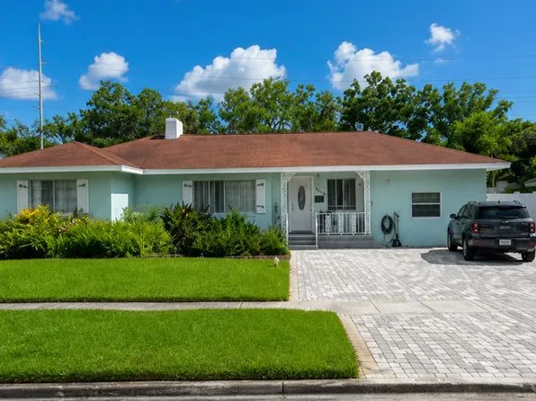 4950 13th Ave N, Saint Petersburg, FL 33710