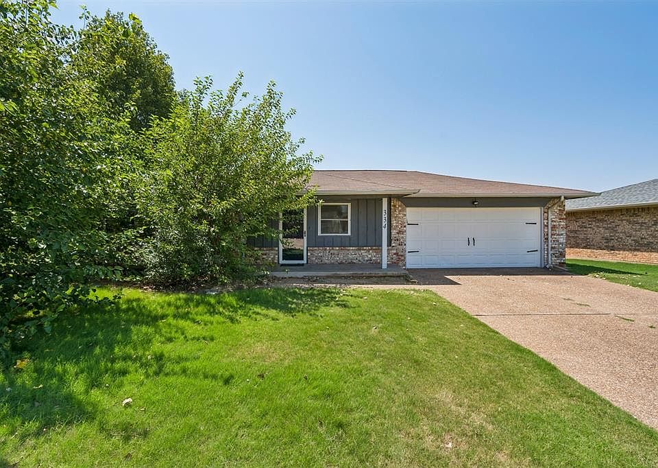 1st image of 334 W Maple Branch Way