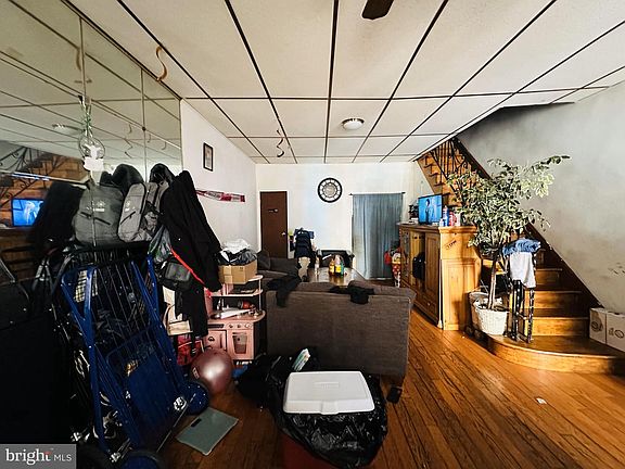 4th image of 622 Cross St