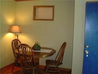 3rd image of 2211 Merriam Ln