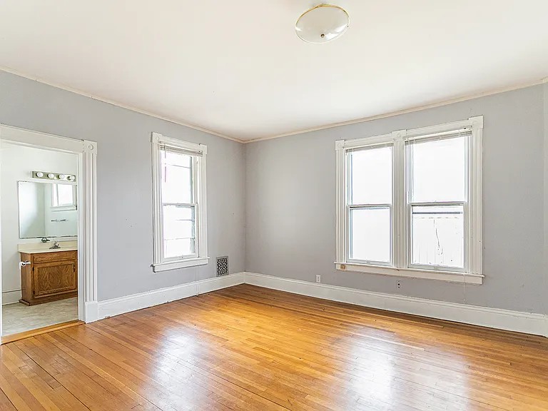52 Albemarle Pl — Photo 21