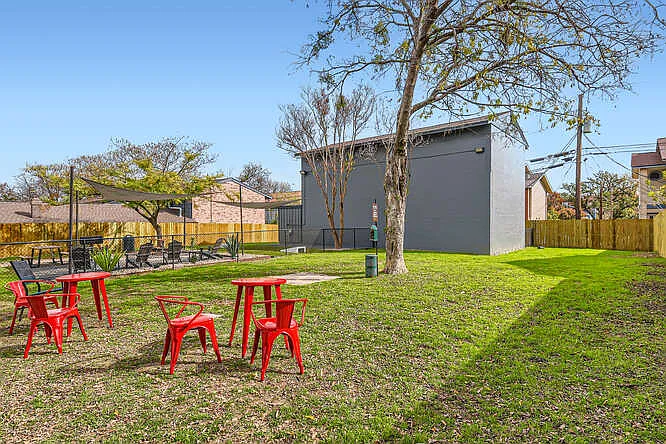 Hillside Place — Photo 13