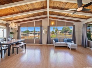 999 Hoomoana St, Pearl City, HI 96782