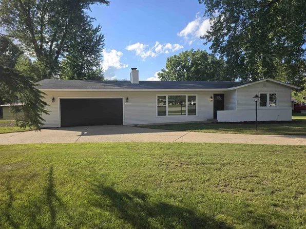 12000 July Dr, Machesney Park, IL 61115