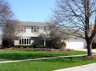 1115 Rosewood St, Shorewood, IL