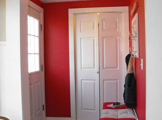 206 E 6th St, Prairie City, IA 50228