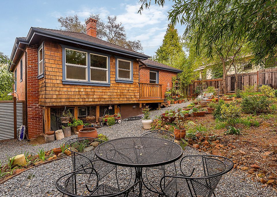 1st image of 110 Gossonia Park