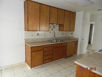 4th image of 2320 Johannisburg Dr