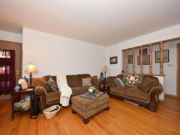 4th image of 7236 W Crawford Ave