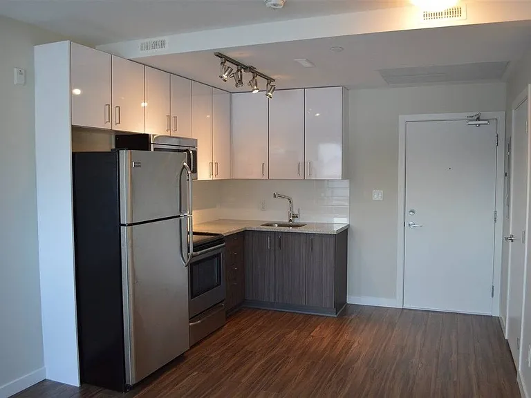 6172 Fraser St #202 — Photo 4