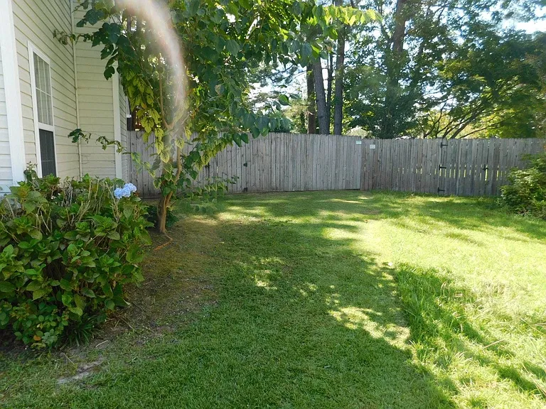 711 Barney Fones Dr — Photo 48