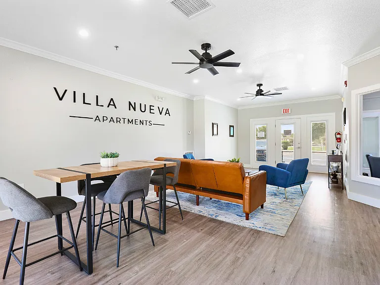 Villa Nueva — Photo 13