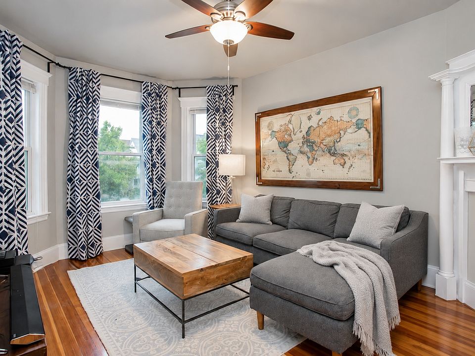 1st image of 19 Hallam St #2