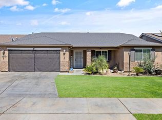 560 Hall St, Tulare, CA 93274
