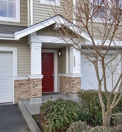 Townhouse - 5323 236th pl SE
