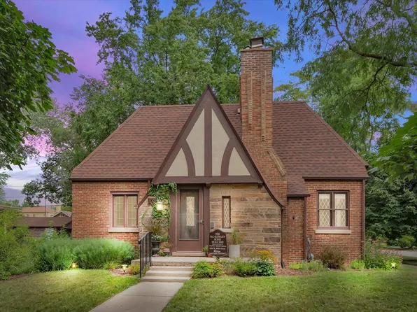 1700 W 106th St, Chicago, IL 60643