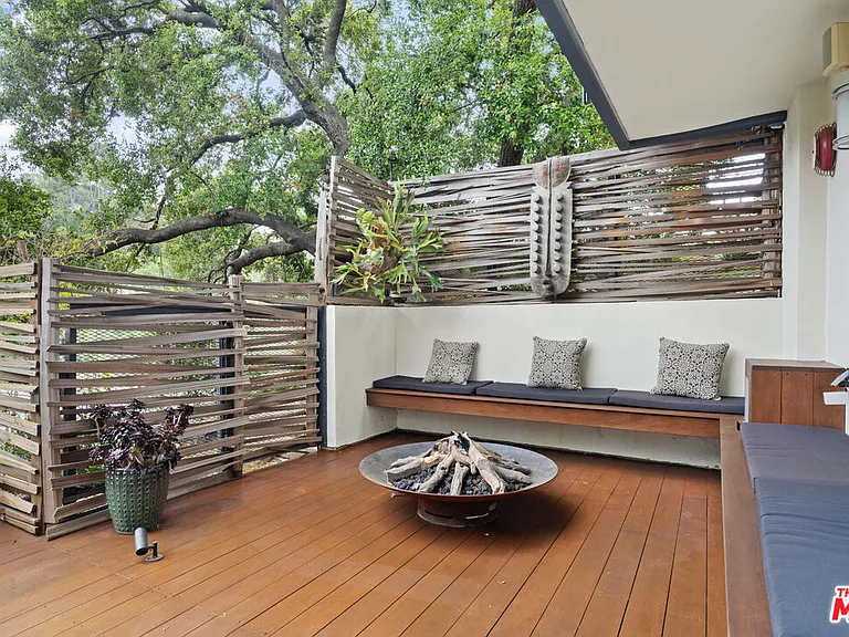2207 Bowmont Dr — Photo 44