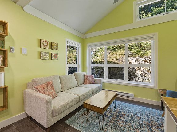 3rd image of 2162 Sarajevo Dr #3