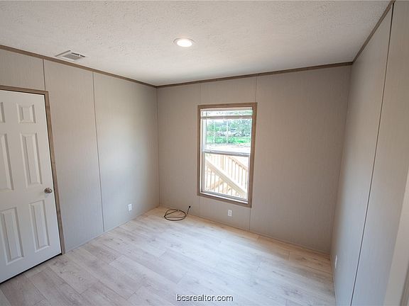 5th image of 164 Holy Temple Ln