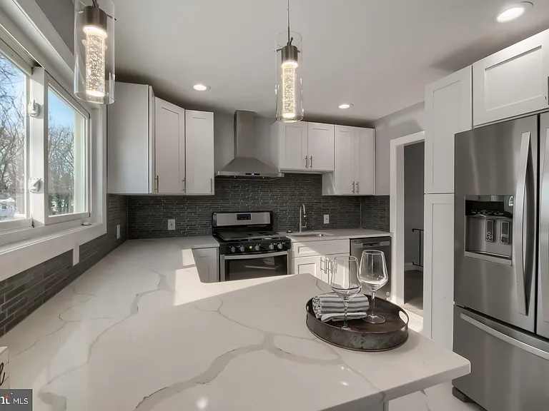 502 Bloomfield Dr — Photo 10