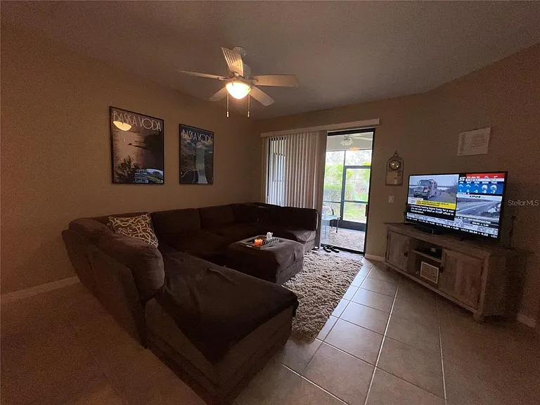2522 Oswego Dr — Photo 14