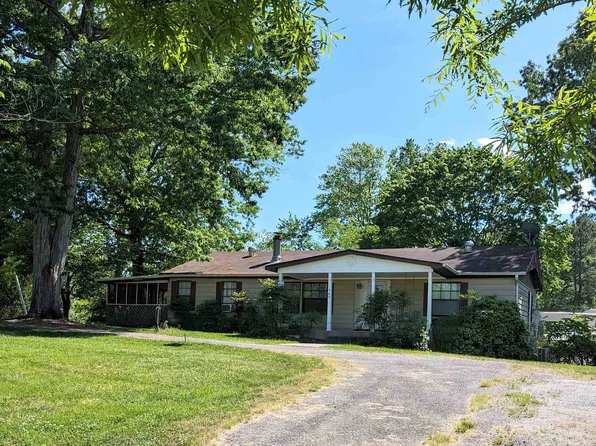 55 Encampment Trl, Bracey, VA 23919