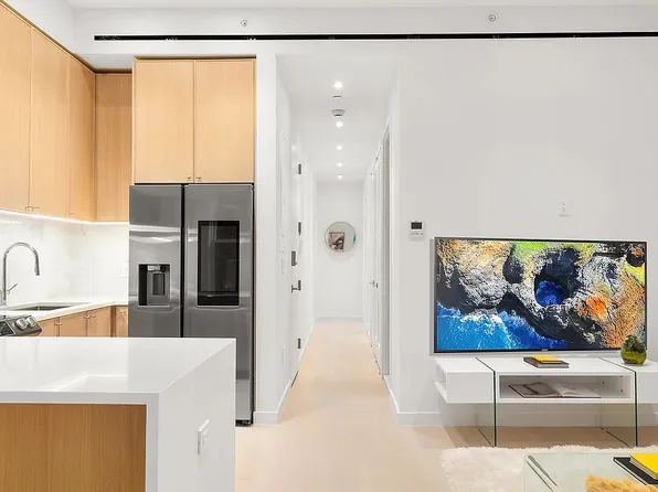 34 E 126th St #2, New York, NY 10035