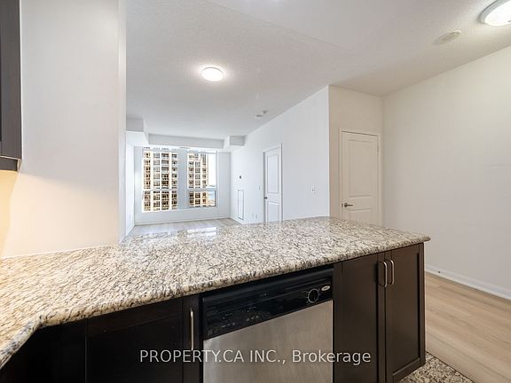 3rd image of 628 Fleet St #2103
