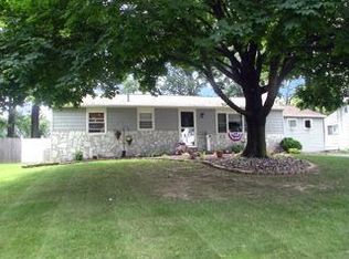 449 Valley Rd, Warminster, PA 18974