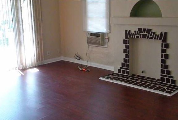 Living room/Fireplace
