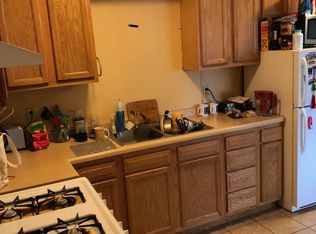 2069 N Cambridge Ave APT 216, Milwaukee, WI 53202