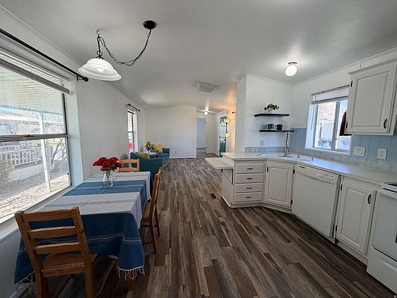 5th image of 1450 N Washington Blvd #56