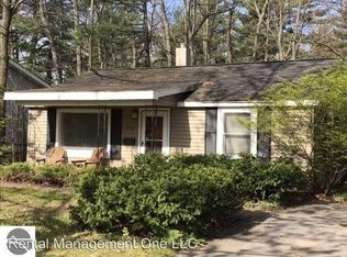 316 Cochlin St, Traverse City, MI