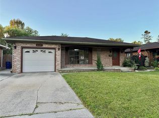 9495 Beachdale Rd, Windsor, ON N8R1S4