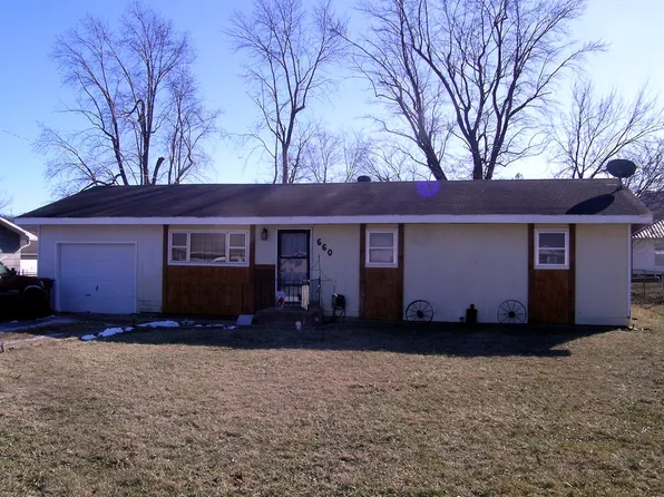 660 E Madison Street, Marshfield, MO 65706