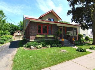 137 Reynolds St, Cottage Grove, WI 53527