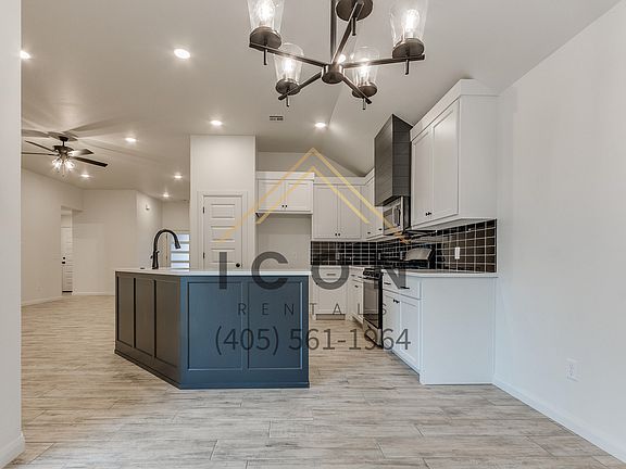 3rd image of 5001 SE 86th St