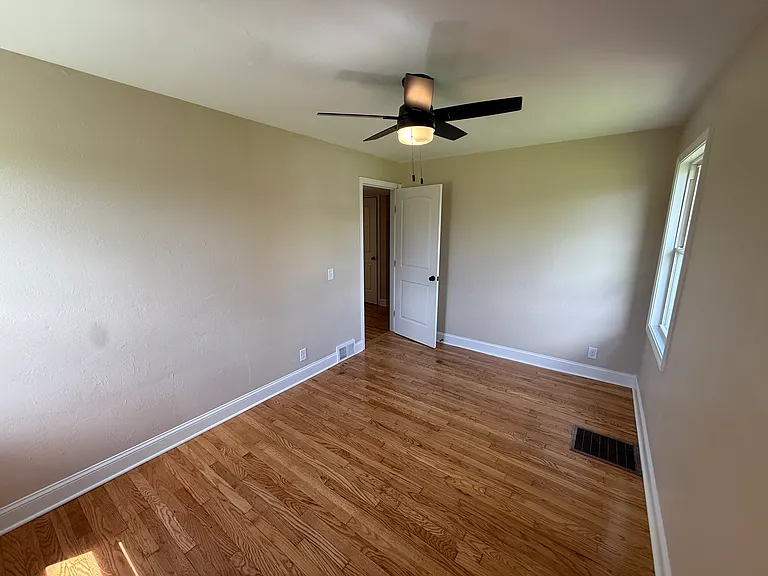 52 Losson Rd #1 — Photo 9