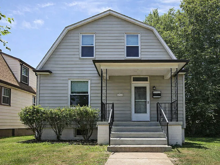 4766 Dahlia Ave — Photo 1